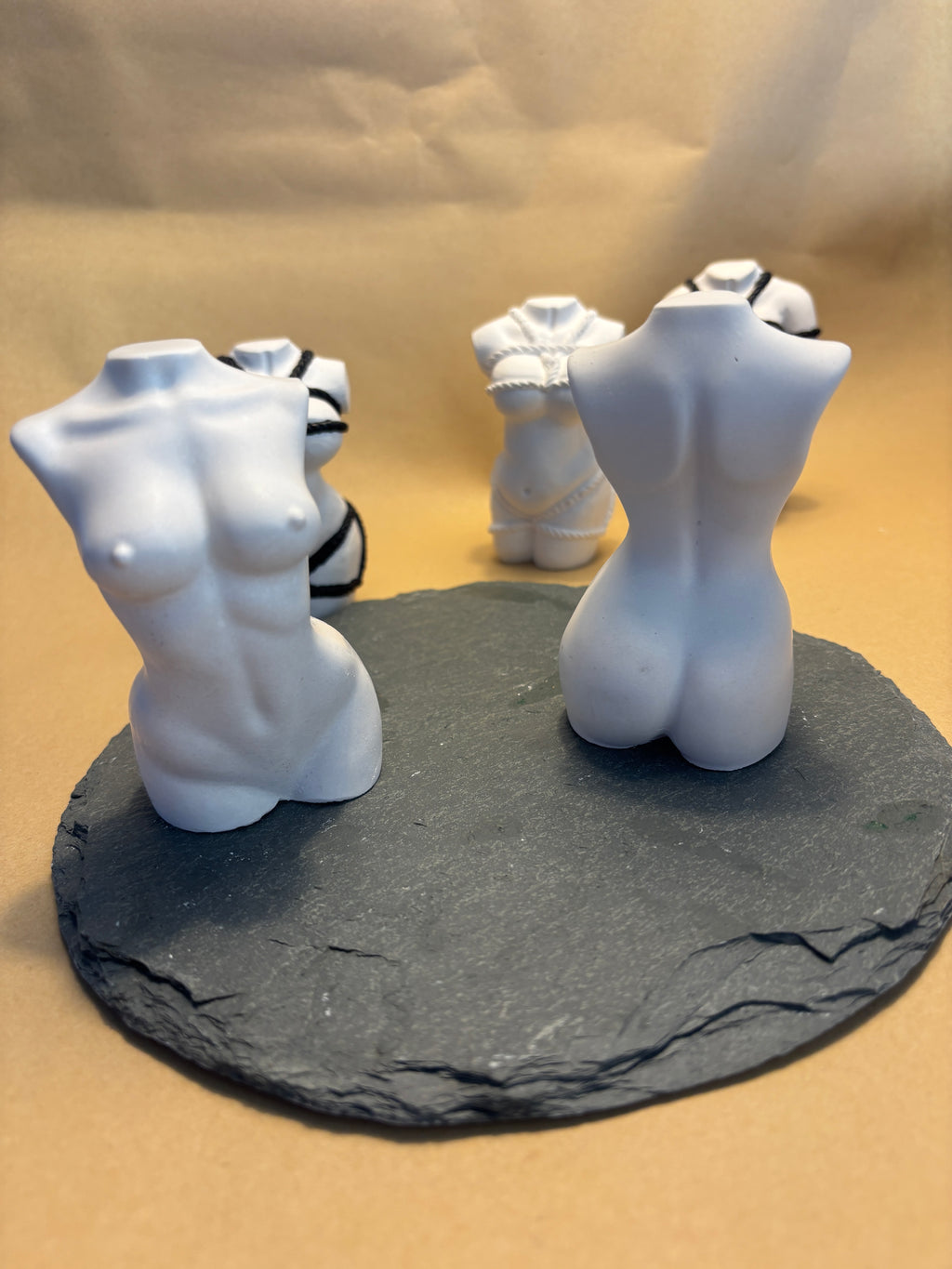 Elegante Frauenbüste Keramik