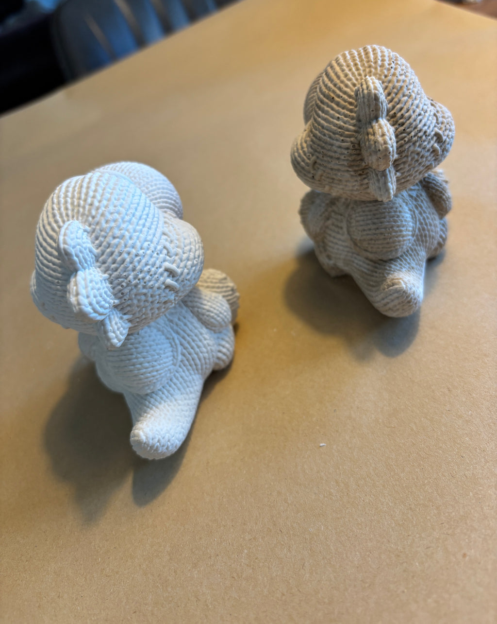 „J“oshi-Figur Keramik