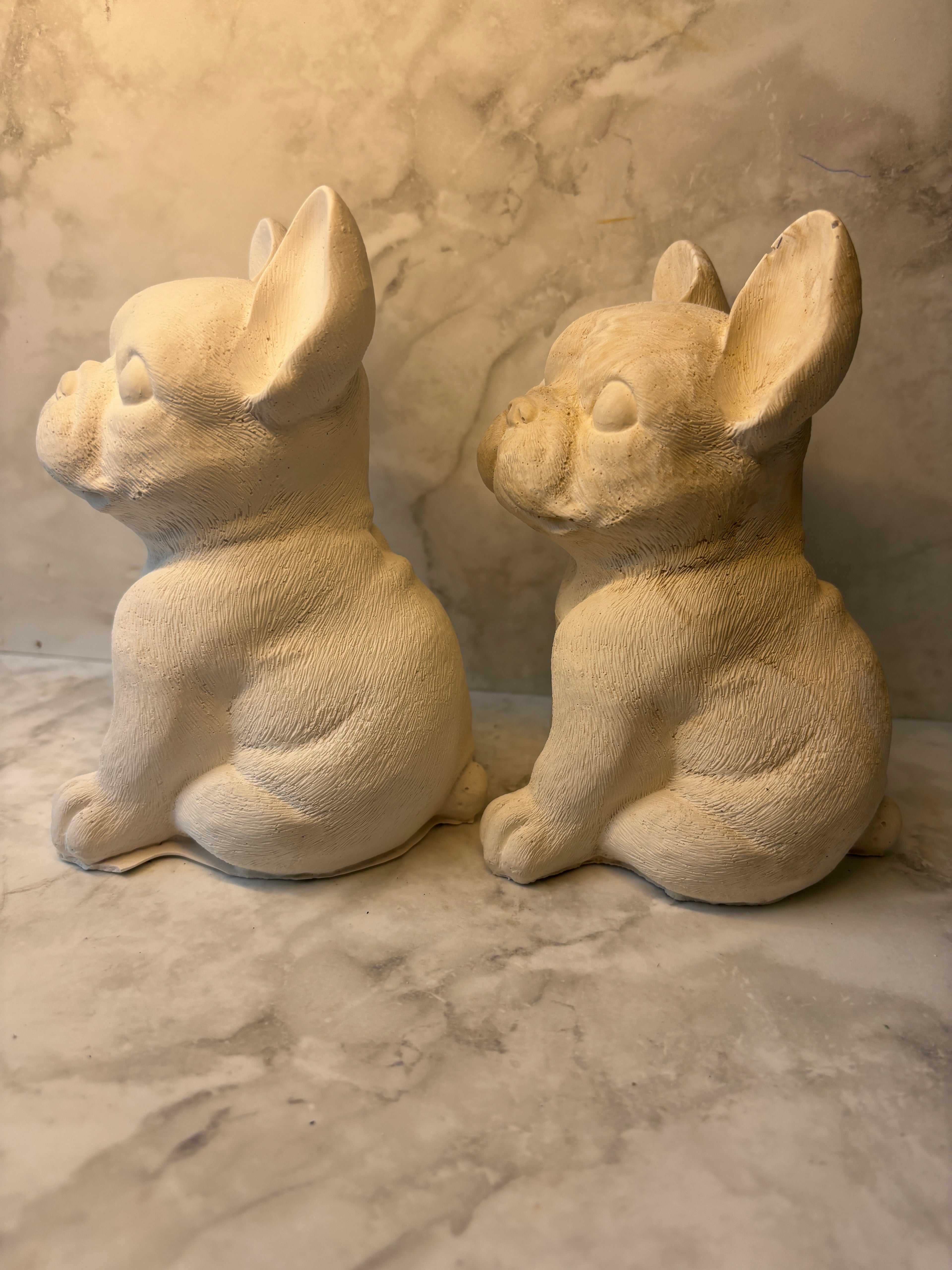 Französische Bulldogge Keramikfigur