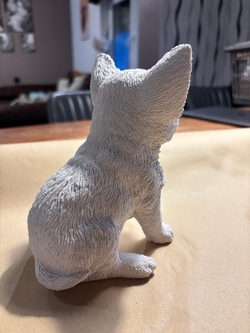 Chihuahua Figur aus Keramik