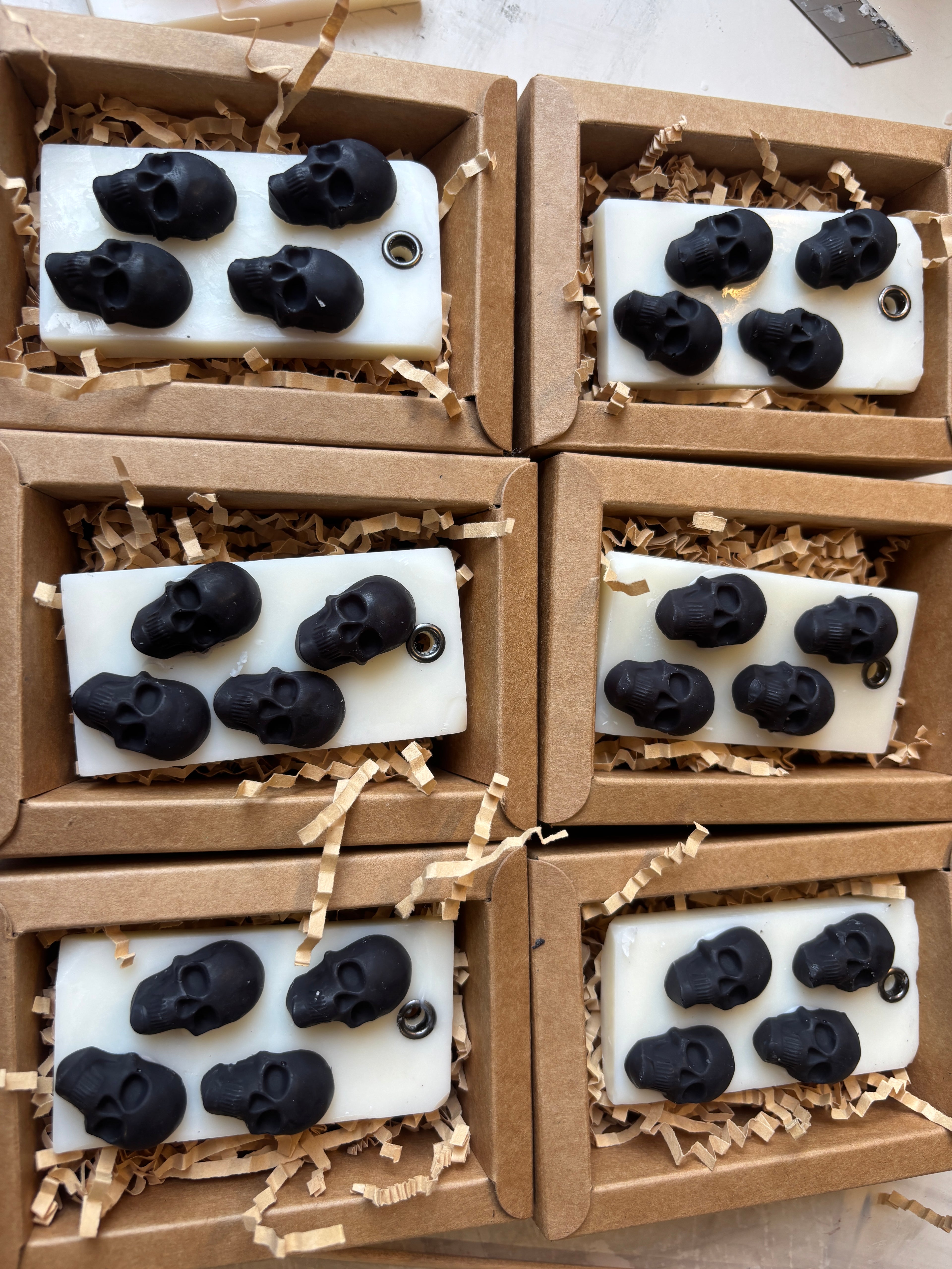 Duft-Sachet „Seelenkälte“ – handgegossen & markant verziert