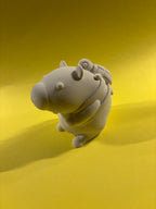 Capybara mit Schildkröten-Rucksack