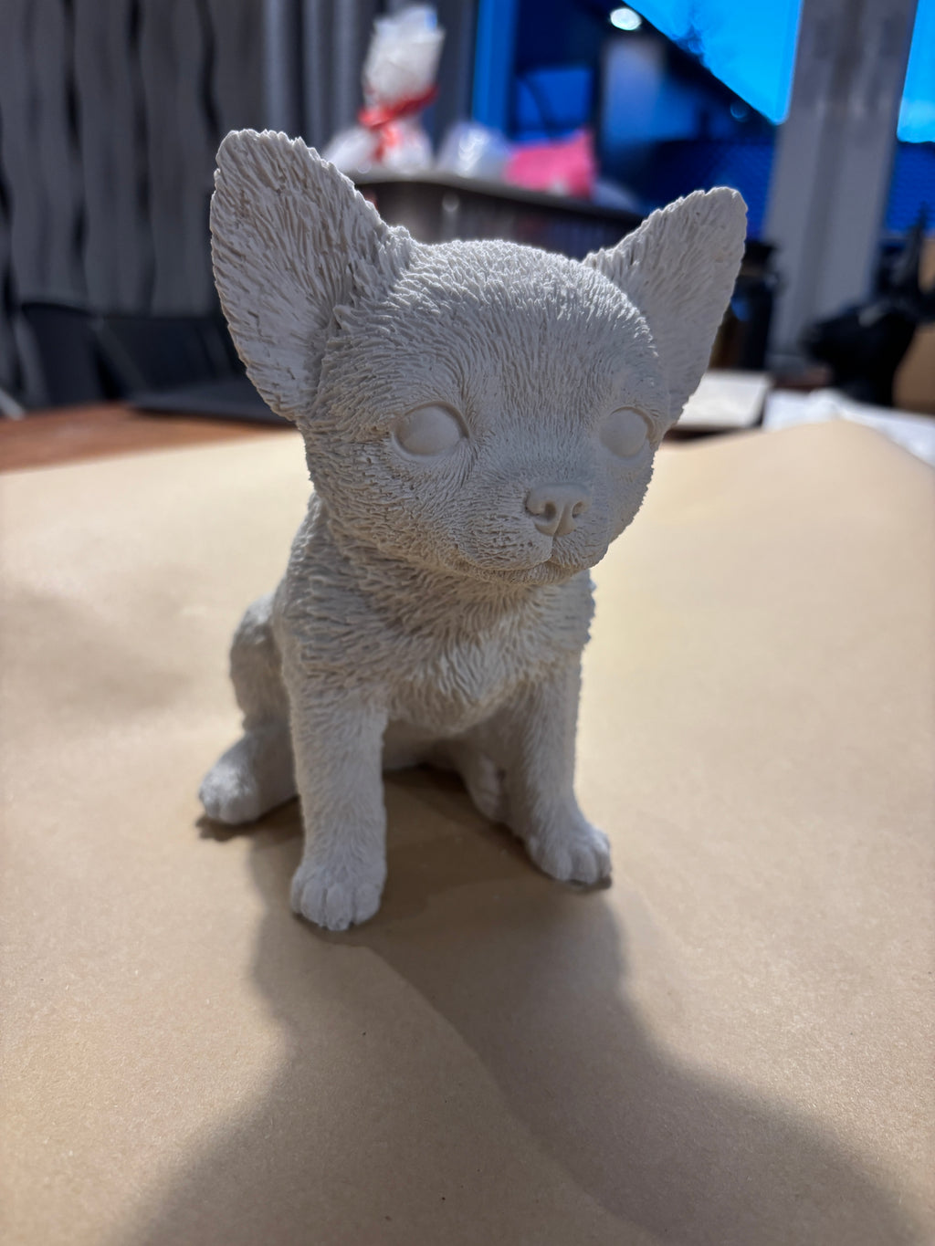 Chihuahua Figur aus Keramik