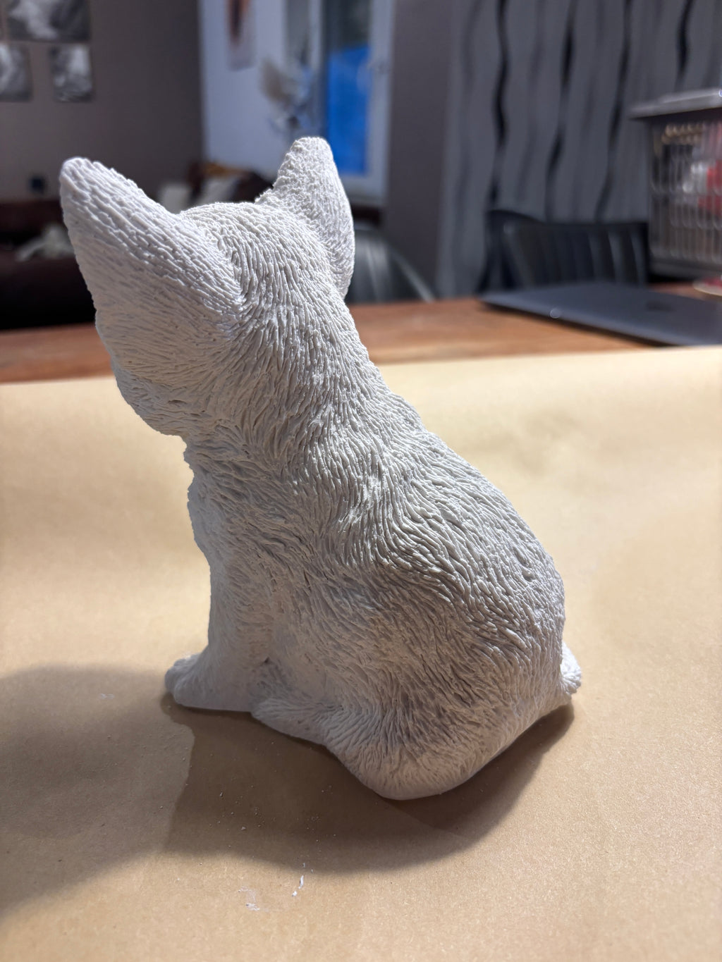 Chihuahua Figur aus Keramik