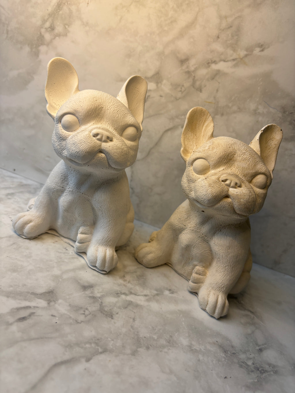 Französische Bulldogge Keramikfigur