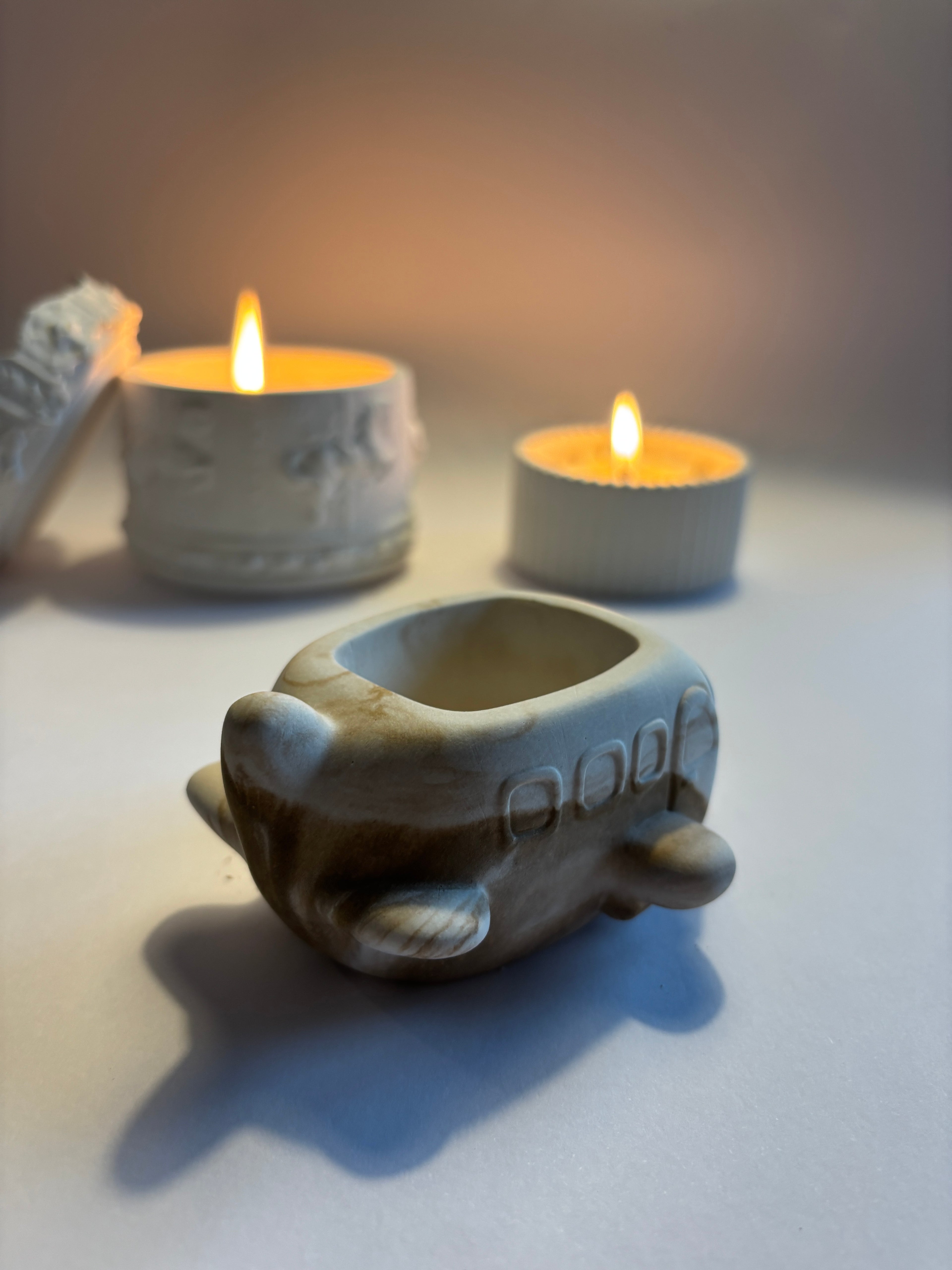 Flugzeug aus Keramik