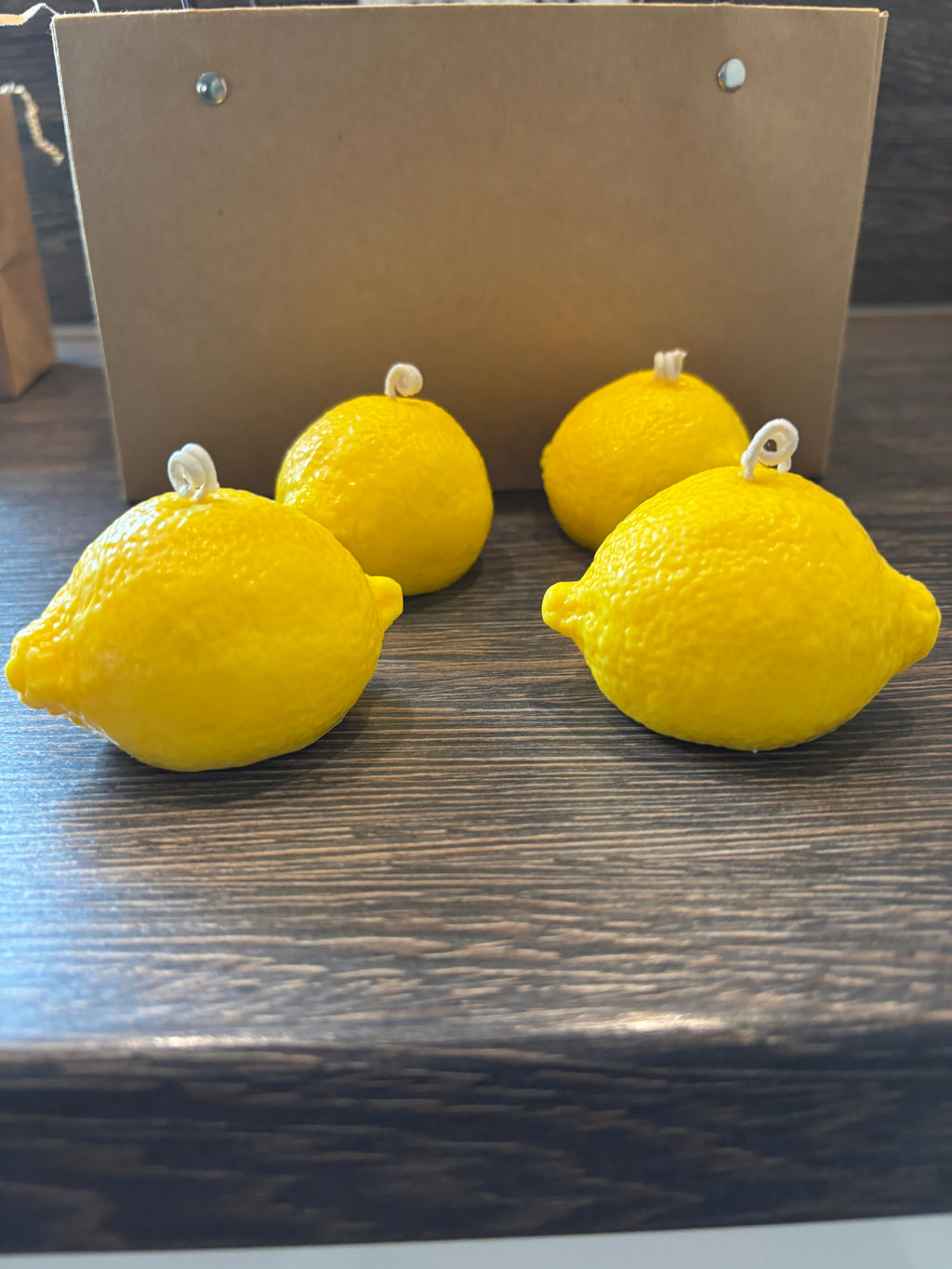 Zitronen-Kerze – Handgegossen & fruchtig-süß